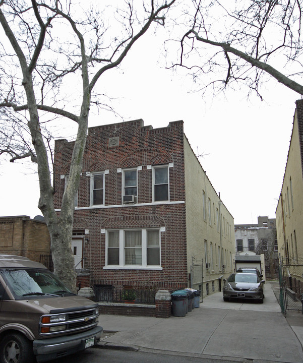 74 E 95th St in Brooklyn, NY - Building Photo