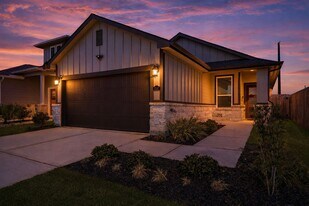 5547 Madden Ln in Houston, TX - Building Photo