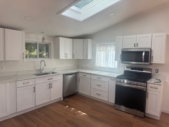 1151 Silver Lake St in Athol, MA - Building Photo - Building Photo