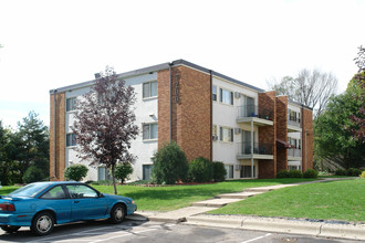 New Hope Estates in Minneapolis, MN - Building Photo - Building Photo