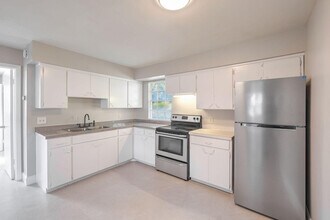 3147 Naylor Terrace in Fort Pierce, FL - Building Photo - Building Photo