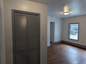 250 Locust St in Meadville, PA - Building Photo - Building Photo