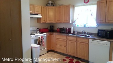 1103 E Main St in Laurel, MT - Building Photo - Building Photo