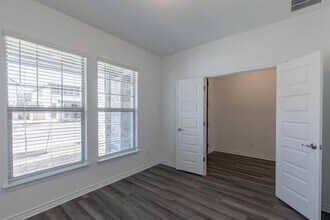 1812 Turtle Bay Loop in Leander, TX - Building Photo - Building Photo