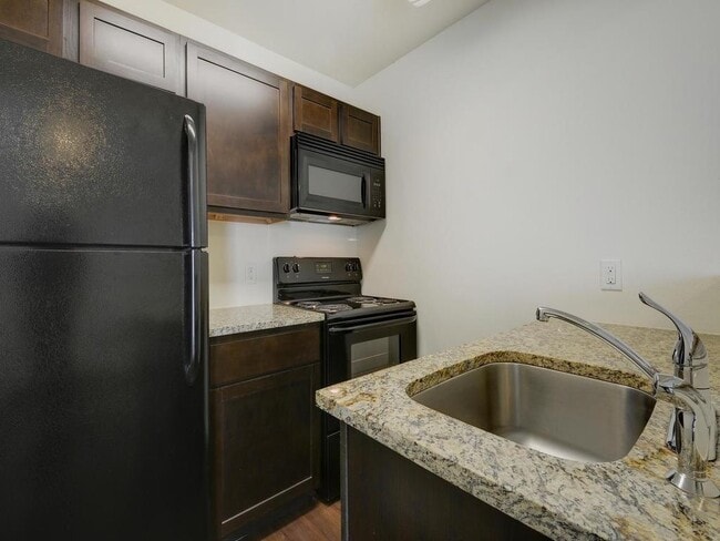 property at 2512 Durwood St