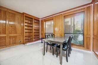 1524 Nantucket Dr in Houston, TX - Building Photo - Building Photo