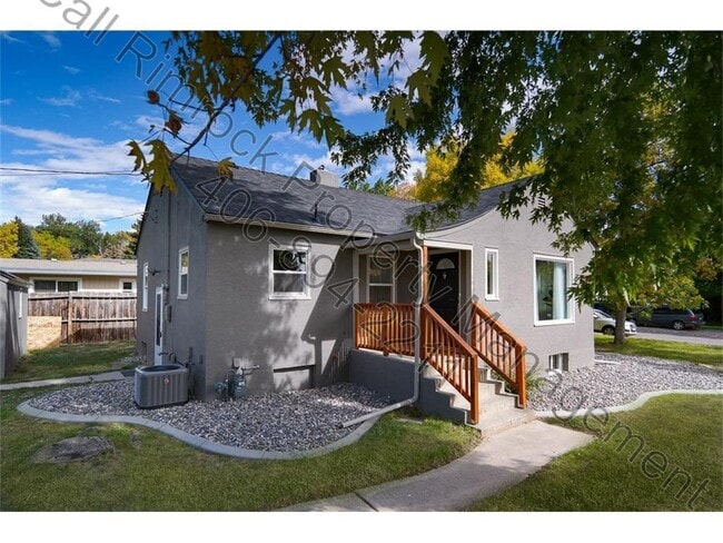 3329 Poly Dr in Billings, MT - Building Photo - Building Photo