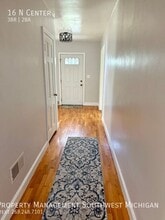 16 N Center St in Bangor, MI - Building Photo - Building Photo