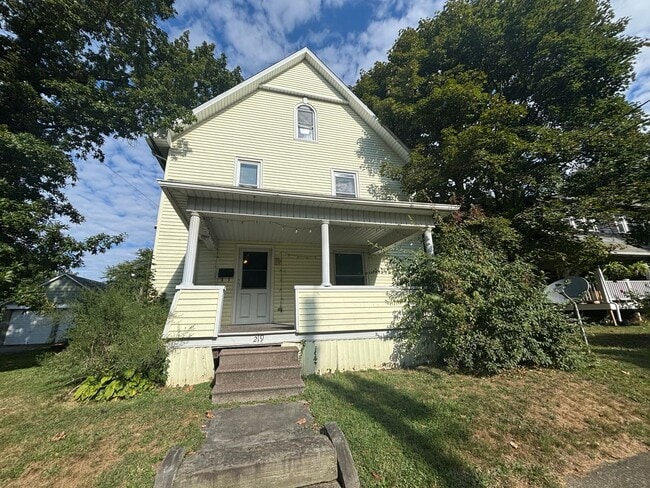 property at 219 N Center St