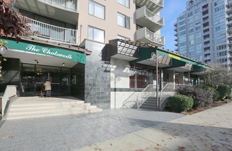 Chatsworth in North Vancouver, BC - Building Photo - Building Photo