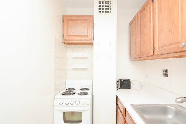 4180 N Marine Dr in Chicago, IL - Building Photo - Building Photo