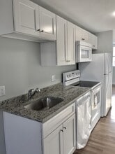 822 Nantasket Ave in Hull, MA - Building Photo - Building Photo