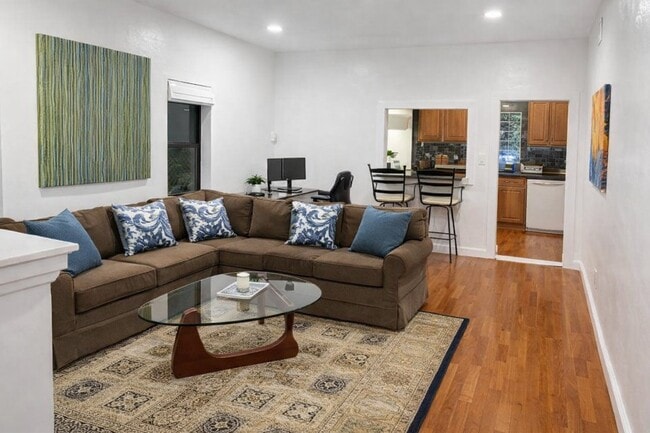 625 Selkirk St in West Palm Beach, FL - Foto de edificio - Building Photo