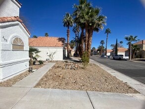 265 Aspen Knoll Dr in Henderson, NV - Building Photo - Building Photo