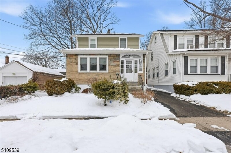 57 Menzel Ave in Maplewood, NJ - Building Photo