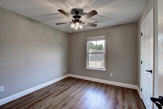 2083 Haystack Cir in Johnson City, TN - Building Photo - Building Photo