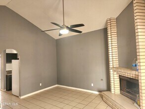 10909 Delafield Dr in El Paso, TX - Building Photo - Building Photo