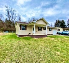 125 Briar Rd in Tazewell, TN - Building Photo