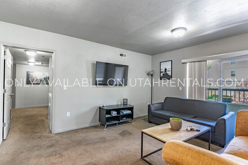 892 E 700 N in Provo, UT - Building Photo