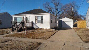 814 E 14th St in Fremont, NE - Building Photo