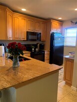 1400 NE 57th St in Fort Lauderdale, FL - Building Photo