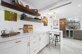 1151 N Fort Lauderdale Beach Blvd, Unit 14D in Fort Lauderdale, FL - Building Photo - Building Photo