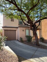 6042 Peaceful Creek St in Henderson, NV - Building Photo - Building Photo