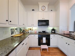 1421 Bremond St in Houston, TX - Building Photo - Building Photo
