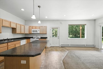 6101 Lombard Cir in Wasilla, AK - Building Photo - Building Photo