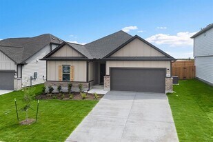 256 Little Grn Trl in Jarrell, TX - Building Photo