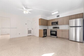 43 Glen Royal Pkwy in Miami, FL - Building Photo - Building Photo