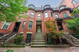 11 Cazenove St, Unit 2 in Boston, MA - Building Photo - Building Photo