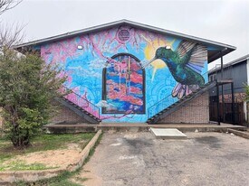 8207 Sam Rayburn Dr in Austin, TX - Building Photo