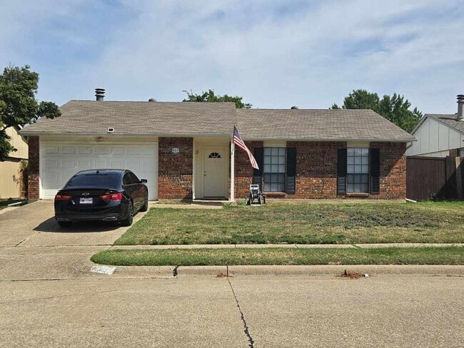 property at 627 Valley View Dr