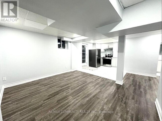 property at 54 Whitewater St