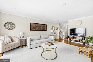 903 Leverton Rd in Rockville, MD - Building Photo