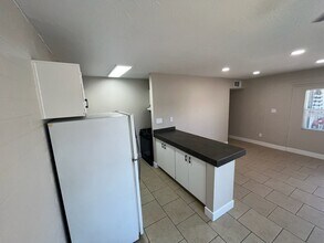 3425 N 24th Ln in Phoenix, AZ - Building Photo - Building Photo