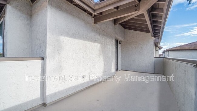 10291 Bell Gardens Dr in Santee, CA - Building Photo - Building Photo