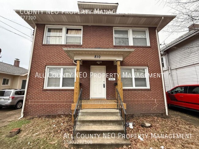 property at 810 Thayer St