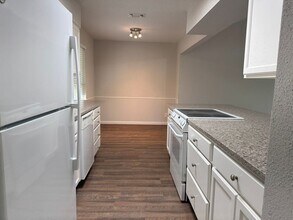 1256 Cibolo Trail in Universal City, TX - Building Photo - Building Photo
