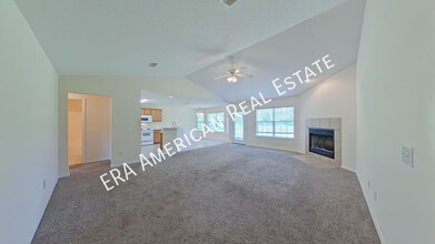 6648 Longview St in Navarre, FL - Building Photo - Building Photo
