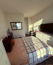 3080 Lincoln Av in Coquitlam, BC - Building Photo - Building Photo