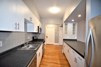 18 Glenville Ave, Unit 2 in Boston, MA - Foto de edificio - Building Photo
