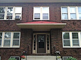 1088 Dayton Ave, Unit 4 in St. Paul, MN - Building Photo