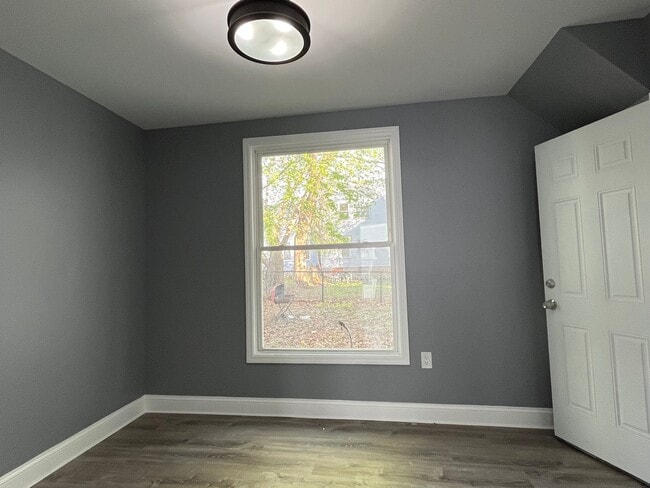 683 State St, Unit 1 in Albany, NY - Building Photo - Building Photo