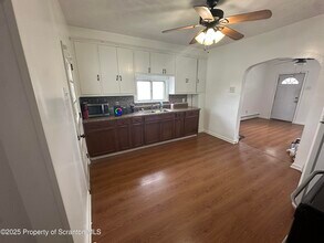 149 Tompkins St in Pittston, PA - Building Photo - Building Photo