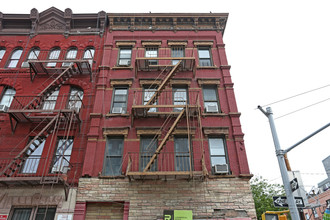 365 S 4th St in Brooklyn, NY - Building Photo - Building Photo