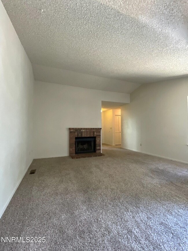 1908 E Minaret Cir in Reno, NV - Building Photo - Building Photo