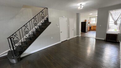 2009 E Tioga St in Philadelphia, PA - Building Photo - Building Photo