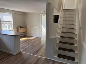 41 Beech St in Franklin, NH - Building Photo